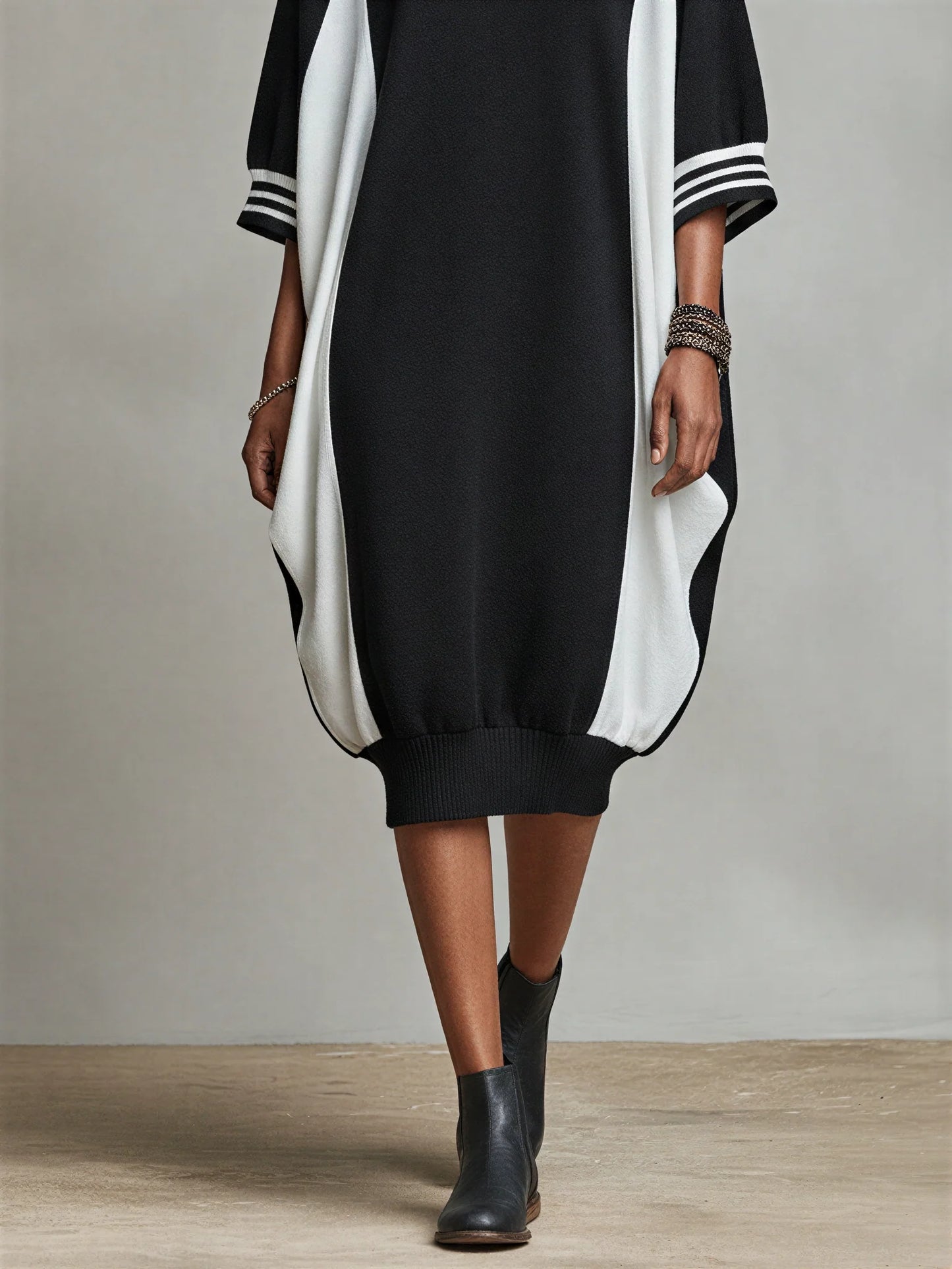 İki Renk Yan Panelli Oversize Sweatshirt Midi Elbise – Çizgili Yaka Detaylı & Kozalak (Cocoon) Kesim, Çok Yönlü Günlük & Ev Giyimi Elbise